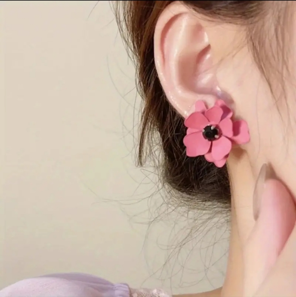 Pretty Flower Shaped Stud Earrings Alloy Jewelry Mini Zircon Inlaid Vintage Pink - Picture 5 of 7